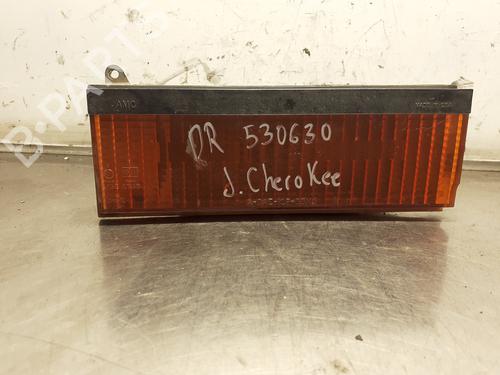 Used Right front indicator JEEP CHEROKEE (XJ) 2.1 TD (87 hp) 26244935