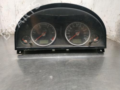 Used Instrument cluster FORD MONDEO III (B5Y) 2.0 16V (146 hp) 26255568