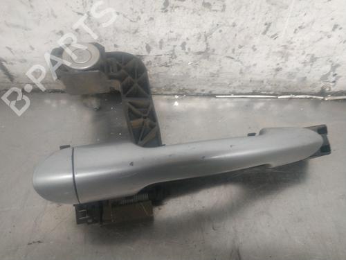 Used Front left exterior door handle FIAT STILO (192_) 1.9 JTD (192_XE1A) (115 hp) 27401851