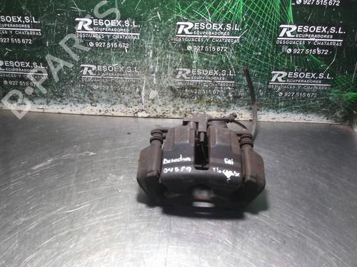 Used Right front brake caliper MERCEDES-BENZ C-CLASS (W203) C 220 CDI (203.008) (150 hp) 26242567