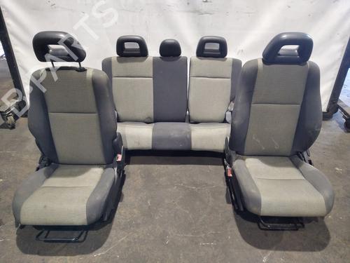 Ensemble sièges DODGE CALIBER 2.0 CRD (140 hp) 26252813