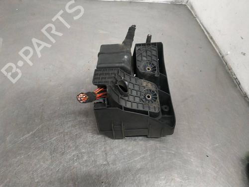 Fuse box VW GOLF V (1K1) 2.0 TDI 16V | BP26267190E1 