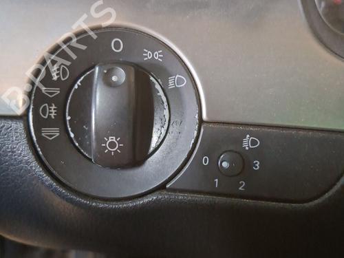 Used Headlight switch Headlight switch 39142077 39142077