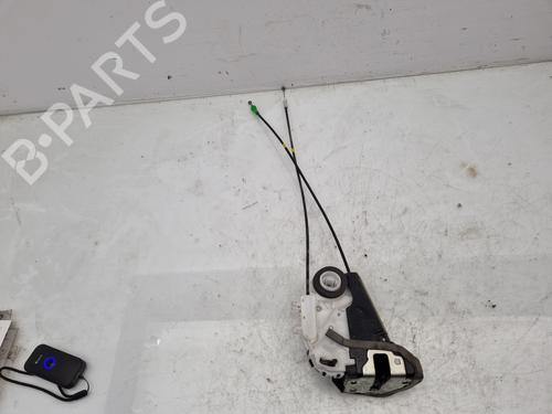 Used Rear right lock TOYOTA YARIS (_P13_) 1.5 Hybrid (NHP130_, NHP130) (101 hp) 11088337