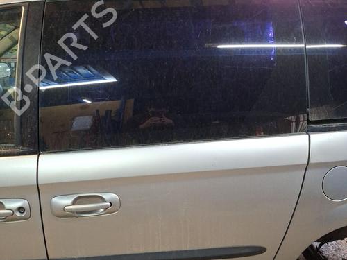 Used Left slide door CHRYSLER VOYAGER IV (RG, RS) 2.5 CRD (141 hp) 29322327