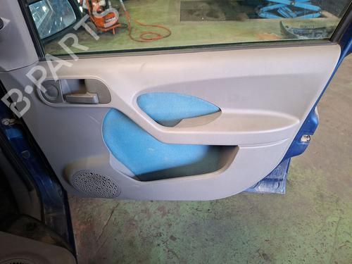 front-right-panel-fiat-panda-169_-2003-34366964 main image