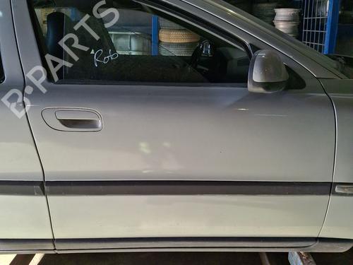 Used Right front door Right front door VOLVO V70 II (285) D5 AWD (163 hp) 33326096 33326096