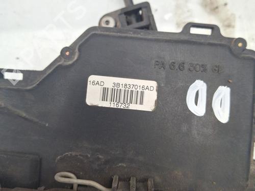 Zamek drzwi przednich prawych SEAT TOLEDO II (1M2) 1.9 TDI | BP28291569C97 