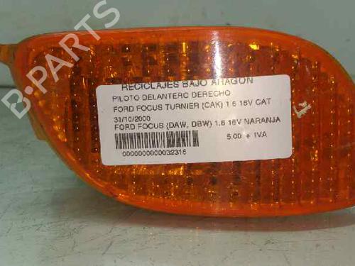 Used Right front indicator FORD FOCUS I Turnier (DNW) 1.6 16V (100 hp) 7941195
