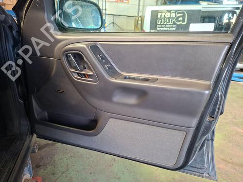 Used Front right panel Front right panel 39173735 39173735
