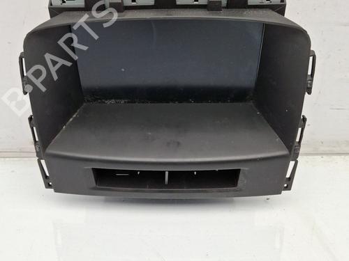 Used Display monitor OPEL ASTRA J Sports Tourer (P10) 1.7 CDTI (35) (110 hp) 25866826
