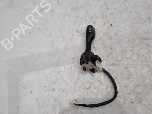 Used Switch TOYOTA YARIS (_P13_) 1.5 Hybrid (NHP130_, NHP130) (101 hp) 11088354