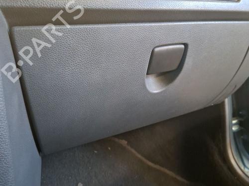 glove-box-dacia-logan-ls_-2004-39142023 main image