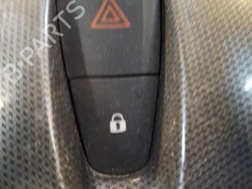 advarselskontakt-dacia-sandero-ii-2012-33048707 main image