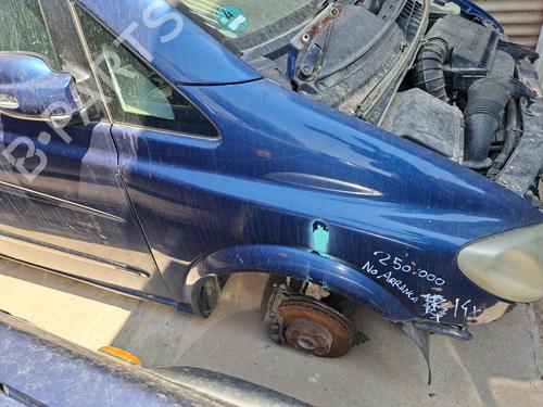 Used Right front fenders Right front fenders 37997471 37997471