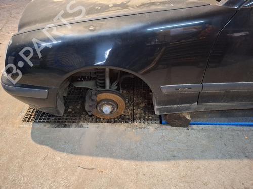 Used Left front fenders Left front fenders MERCEDES-BENZ E-CLASS (W210) E 270 CDI (210.016) (170 hp) 33461063 33461063