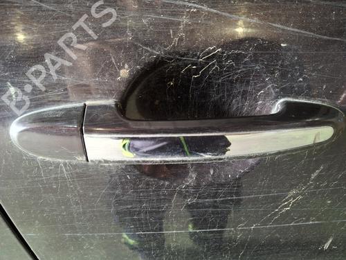 Used Front right exterior door handle HYUNDAI SANTA FÉ II (CM) 2.2 CRDi GLS (150 hp) 22321492