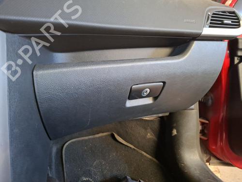 Used Glove box Glove box 39142125 39142125