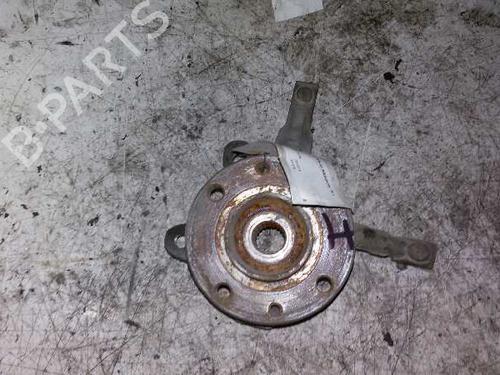 Used Left front steering knuckle RENAULT CLIO I (B/C57_, 5/357_) [1990-1999]  7932344
