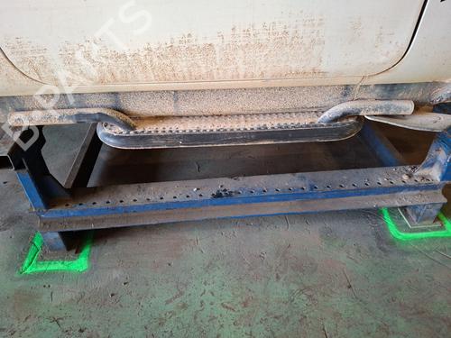 Used Step LADA NIVA Closed Off-Road Vehicle (2121, 2131) 1600 4x4 (73 hp) 30704852