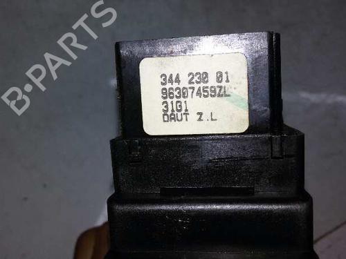Forlygtekontakt PEUGEOT 206 Hatchback (2A/C) 1.4 i | BP7935156I24 