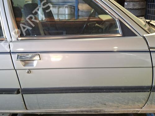 Used Right front door Right front door RENAULT 11 (B/C37_) 1.7 (B37N, C73N) (88 hp) 33460902 33460902