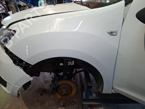 left-front-fenders-dacia-sandero-ii-2012-39103453 main image