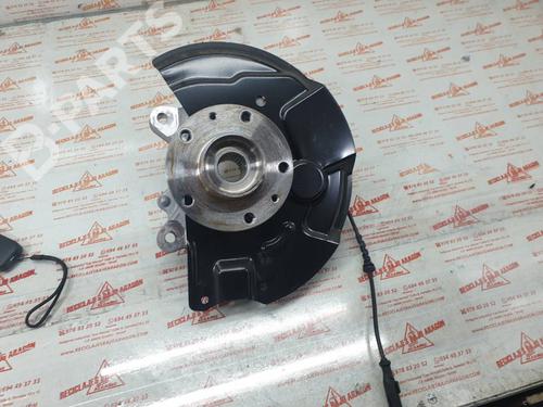 Used Left front steering knuckle RENAULT SCÉNIC IV (J9_) 1.3 TCe 160 (J9NC) (159 hp) 10309939