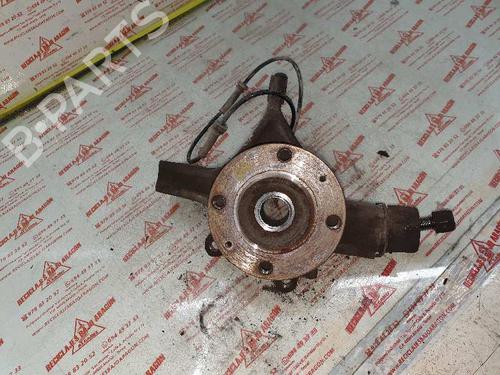Used Left front steering knuckle CITROËN C4 I (LC_) 1.4 16V (88 hp) 7937575
