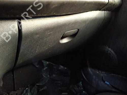 handskerum-dacia-sandero-ii-2012-33048715 main image