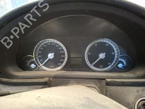 Used Instrument cluster Instrument cluster MERCEDES-BENZ C-CLASS Coupe (CL203) C 220 CDI (203.708) (150 hp) 33824892 33824892