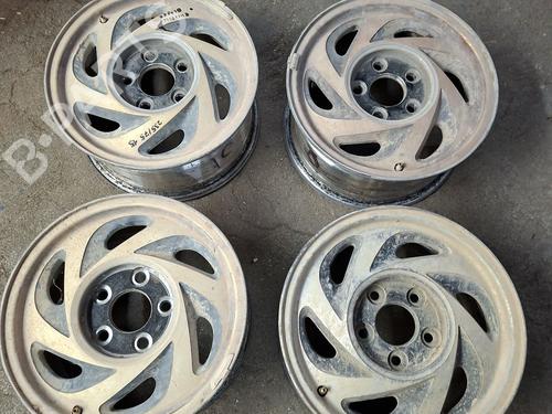 Used Wheel set Wheel set CHEVROLET BLAZER S10 4.3 AWD (193 hp) 39688185 39688185