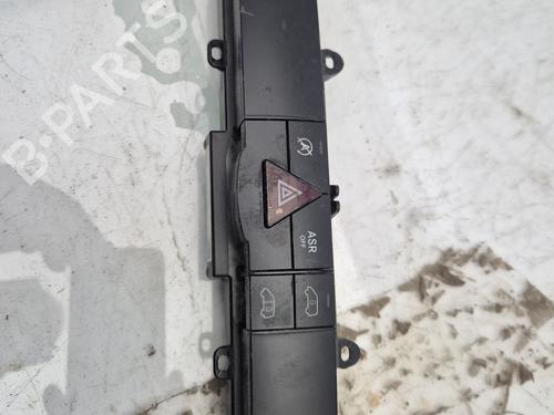 Used Warning switch Warning switch VW CRAFTER 30-50 Van (2E_) 2.0 TDI (136 hp) 39713502 39713502