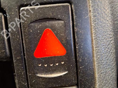 Bouton de warning VW SHARAN VAN (7M_) 1.9 TDI (7M6, 7M9) (116 hp) 33048660