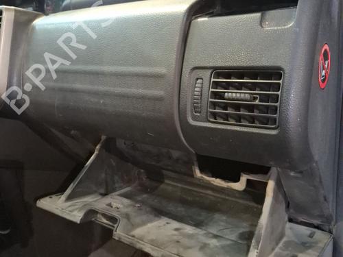 Glove box NISSAN X-TRAIL I (T30) 2.2 dCi 4x4 | BP29616277C95 