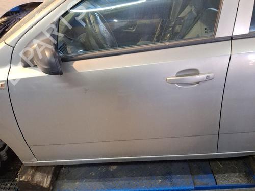 Used Left front door Left front door OPEL ASTRA H Estate (A04) 1.7 CDTI (L35) (101 hp) 33460980 33460980