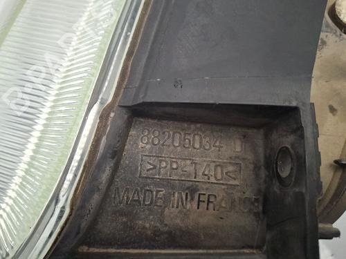 Right headlight CITROËN XANTIA (X1_, X2_) 2.0 HDI 109 | BP22323004C29 