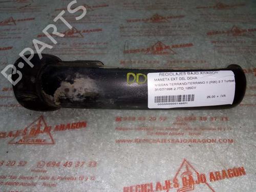 Used Front right exterior door handle NISSAN TERRANO II (R20) 2.7 TDi 4WD (125 hp) 7943991