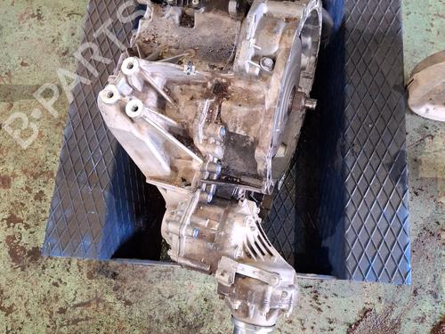 Used Gearbox MERCEDES-BENZ GLA-CLASS (X156) GLA 220 CDI (156.903) (170 hp) 24702658