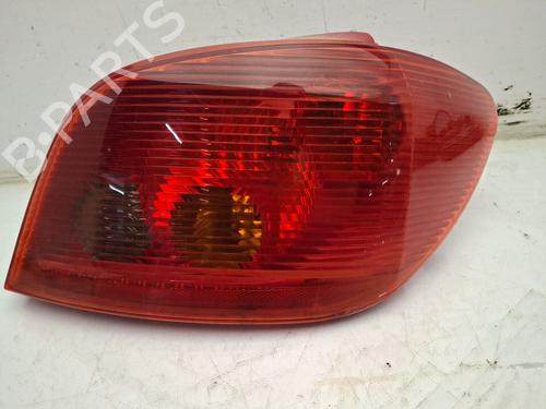 Used Right taillight Right taillight PEUGEOT 307 (3A/C) 1.6 16V (109 hp) 33820277 33820277