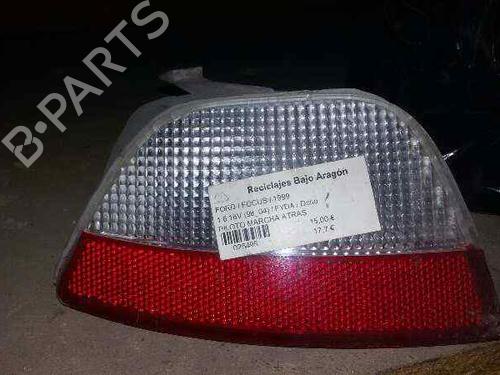 Reverse light FORD FOCUS I Turnier (DNW) 1.8 Turbo DI / TDDi (90 hp) 10309992