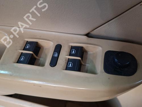 Used Left front window switch Left front window switch 39611044 39611044