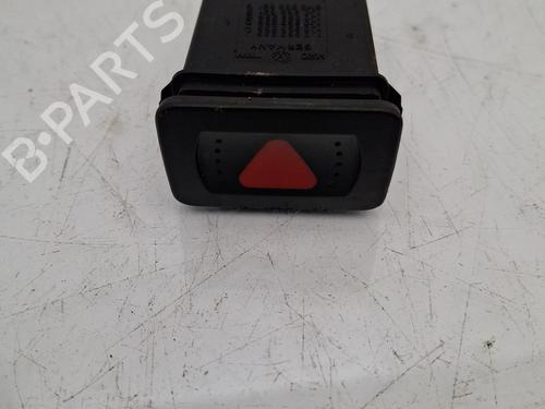 Bouton de warning VW GOLF IV (1J1) 1.9 TDI (110 hp) 32103648