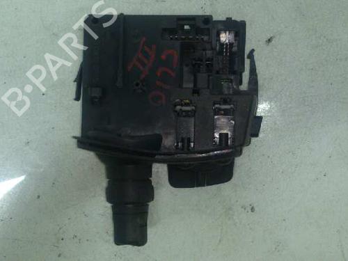 Used Steering column stalk RENAULT CLIO III (BR0/1, CR0/1) [2005-2014]  7934271