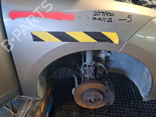 right-front-fenders-renault-megane-iii-hatchback-bz01_-b3_-2008-39142092 main image