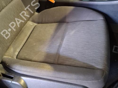 Used Right front seat Right front seat AUDI A4 B7 (8EC) 2.0 TDI 16V (140 hp) 33824909 33824909