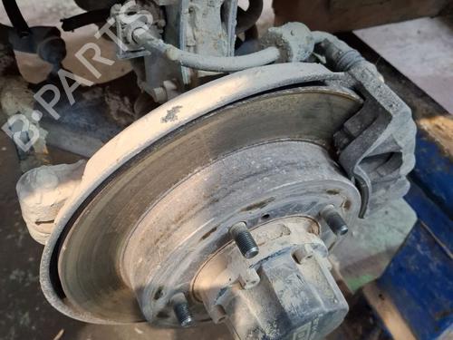 Used Left front steering knuckle SUZUKI VITARA (ET, TA, TD) 1.9 D All-wheel Drive (SE419TD) (68 hp) 30475715