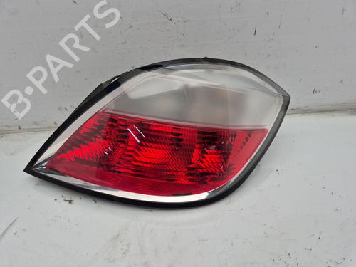 Used Right taillight OPEL ASTRA H (A04) [2004-2014]  23000661