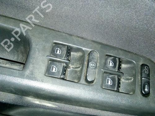 Used Left front window switch SKODA OCTAVIA I (1U2) 1.9 TDI (100 hp) 22320931