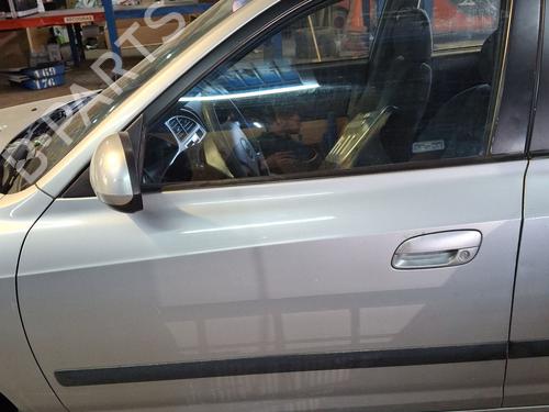 Used Left front door HYUNDAI ELANTRA III (XD) 2.0 CRDi (113 hp) 29322335